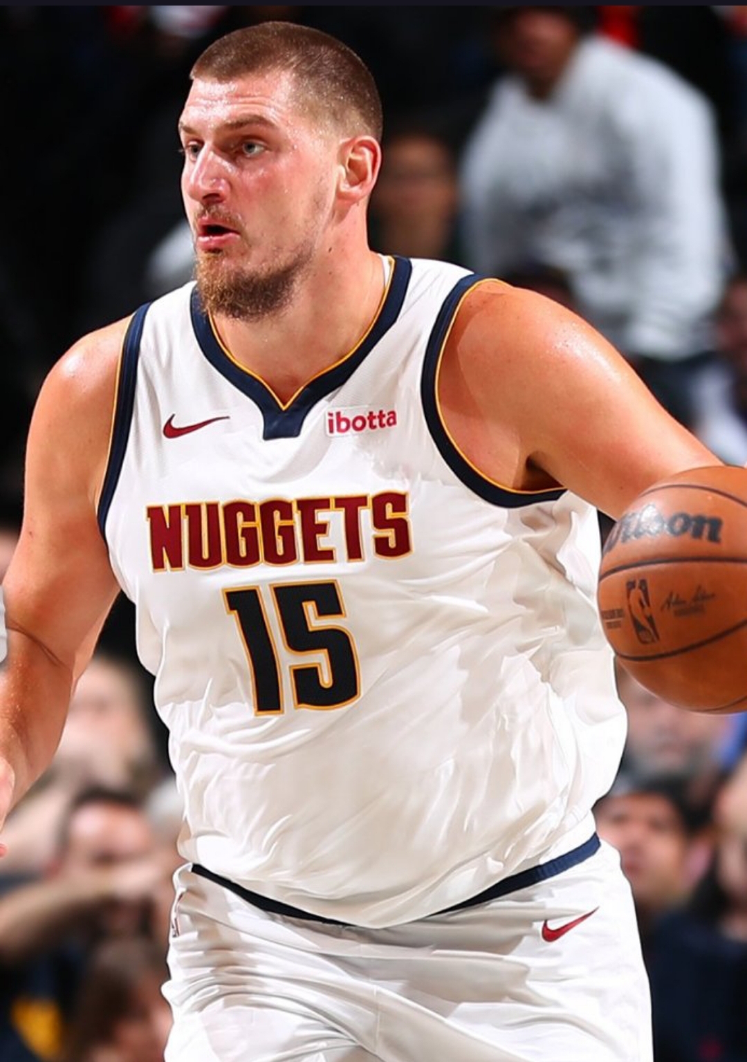 约基奇超乎寻常表现,力挽狂澜逆转胜 约基奇超乎寻常表现,力挽狂澜逆转胜