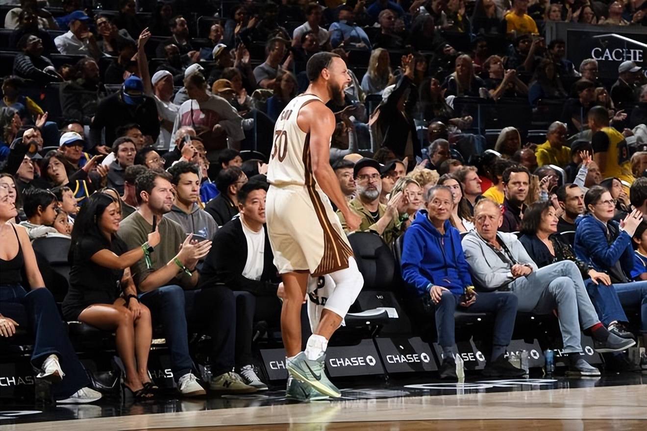 爵士横扫勇士，布伦森带队取胜