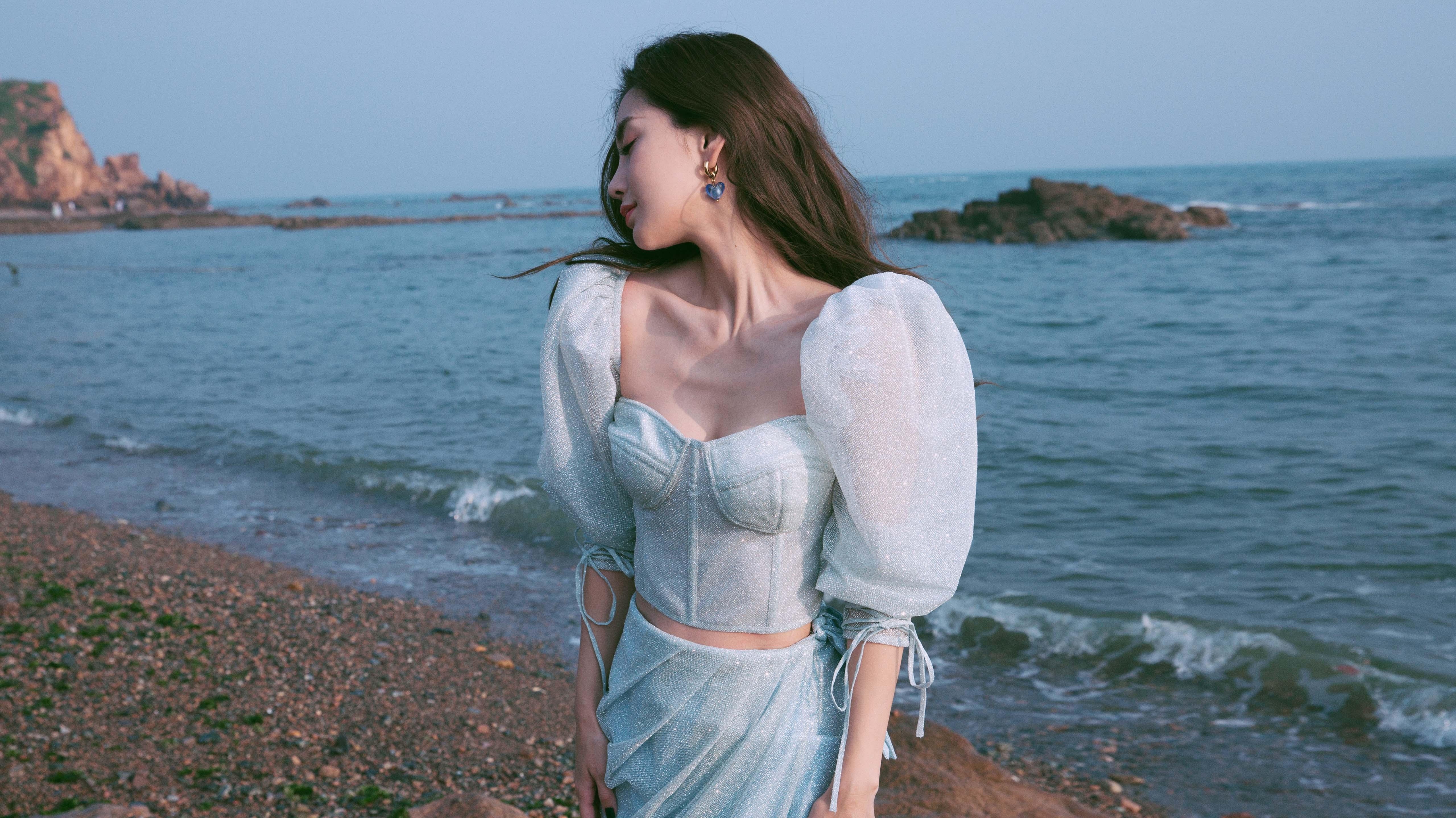 金狮怒吼与驯鹿悲鸣,伊布以一人之躯搅动命运的攻防棋盘