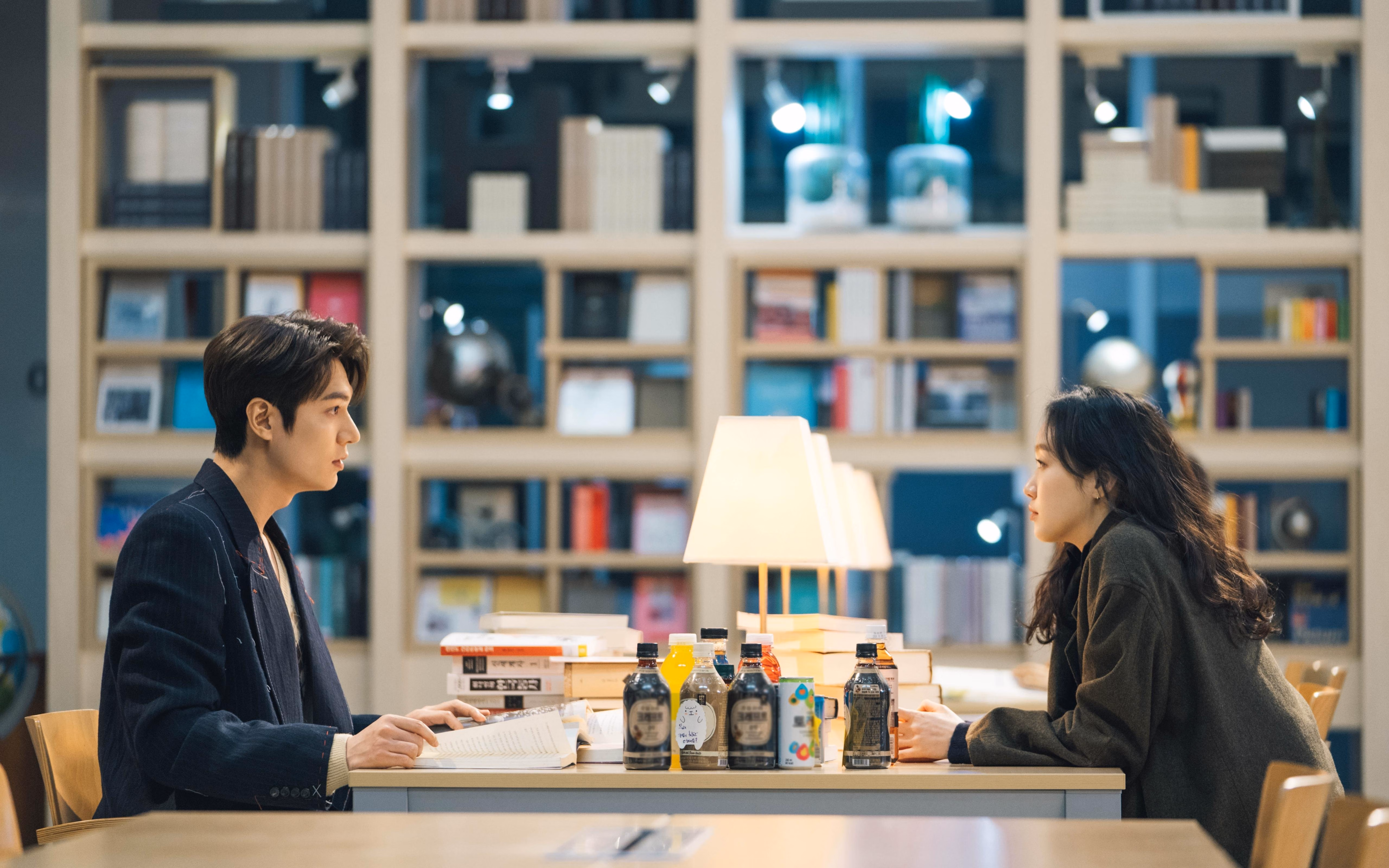 当诺坎普的潮水退去，凤凰城的太阳照常升起