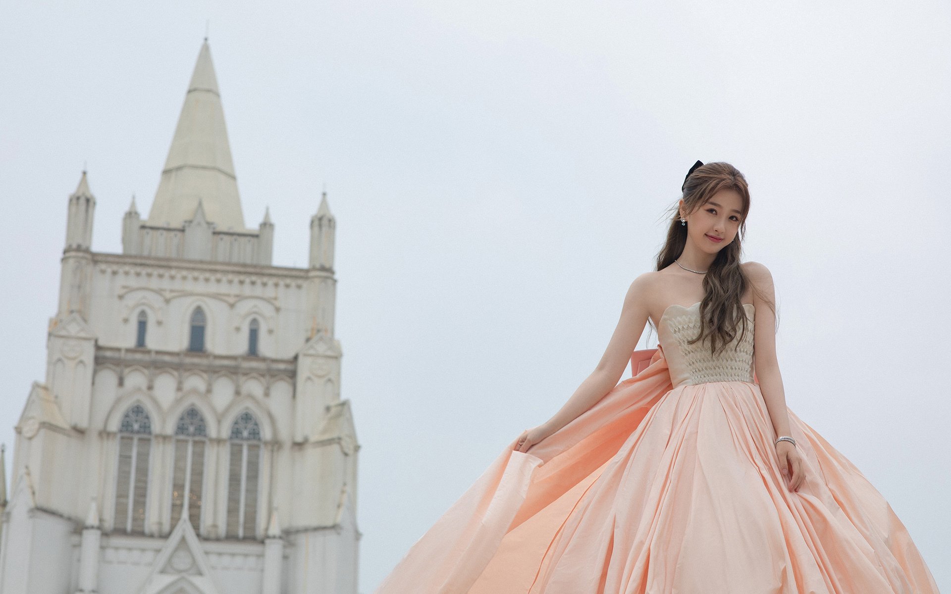 当足球天才降临篮球圣殿,加维在巴黎之夜的启示与跨界奇迹